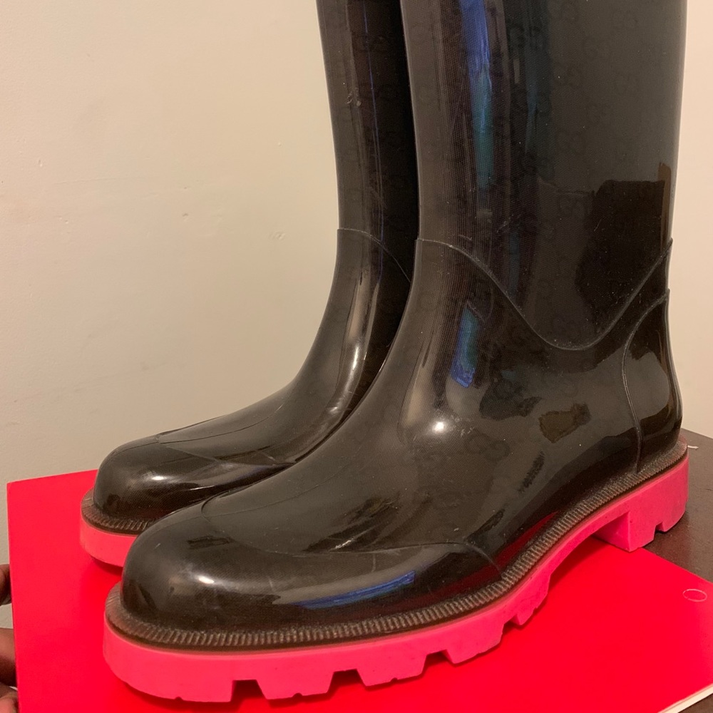 Gucci rain boots